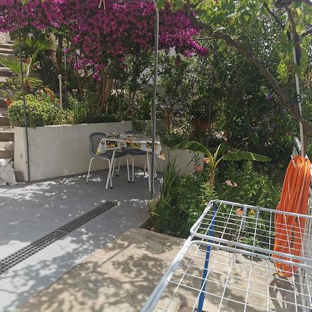 Apartman Tudor Kuzma Хвар Экстерьер фото